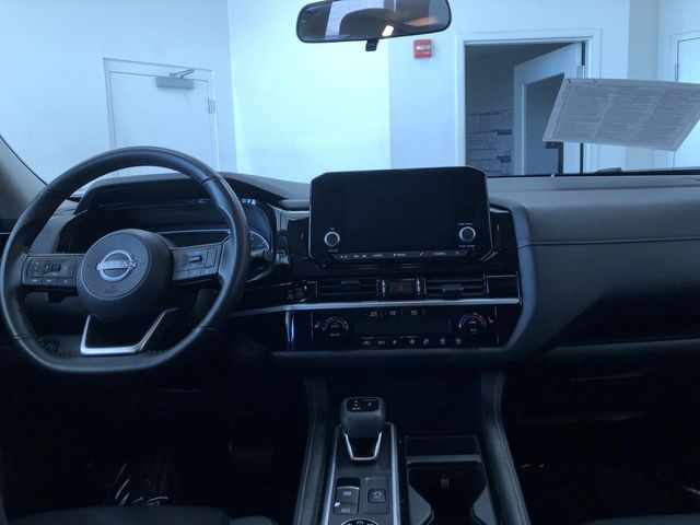 Thumbnail: 2025 Nissan Pathfinder - 8