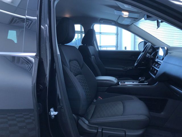 Thumbnail: 2025 Nissan Pathfinder - 10