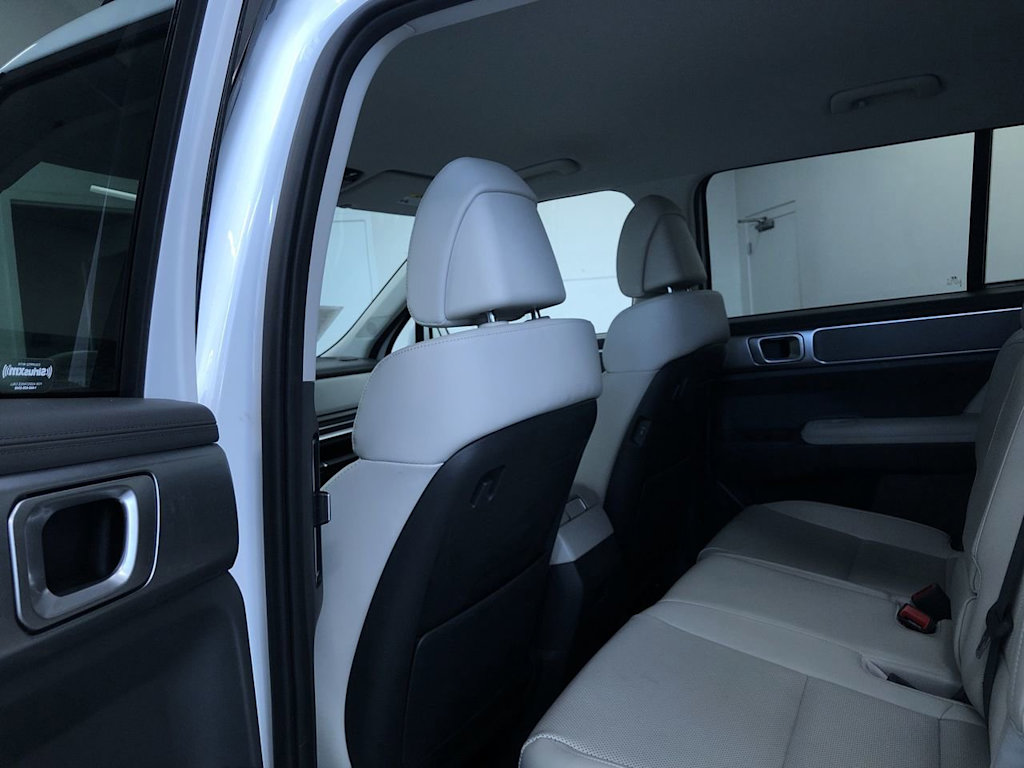 2024 Hyundai Santa Fe SEL 11