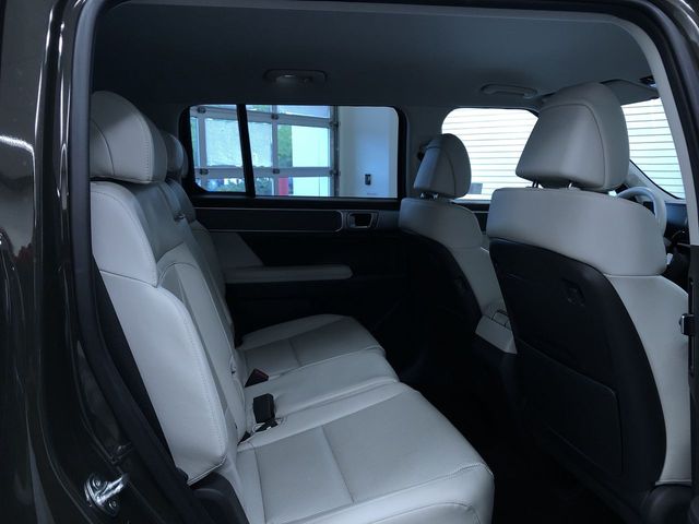 Thumbnail: 2025 Hyundai Santa Fe - 27