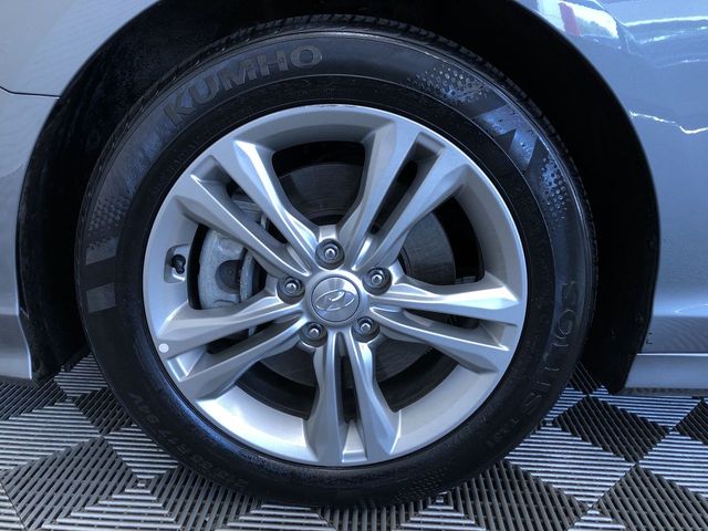 Thumbnail: 2019 Hyundai Sonata - 8