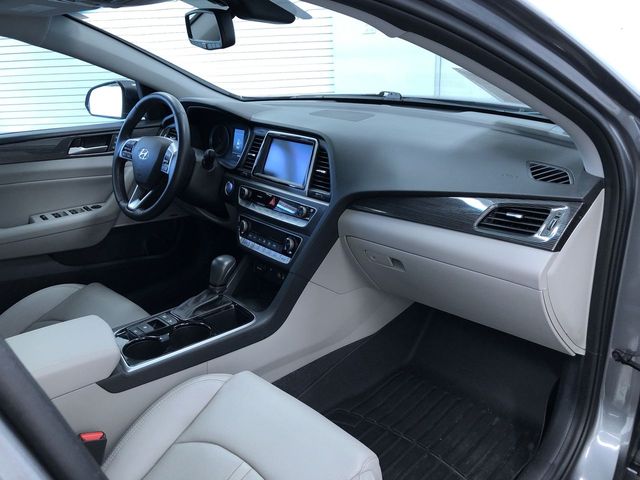 Thumbnail: 2019 Hyundai Sonata - 13