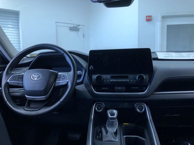 Thumbnail: 2025 Toyota Grand Highlander - 9