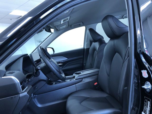 Thumbnail: 2025 Toyota Grand Highlander - 11