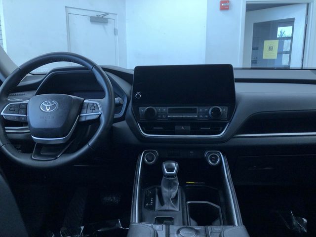 Thumbnail: 2025 Toyota Grand Highlander - 2