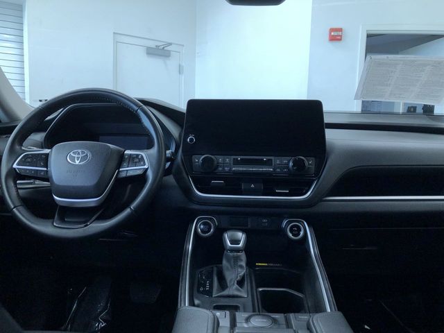 Thumbnail: 2025 Toyota Grand Highlander - 2