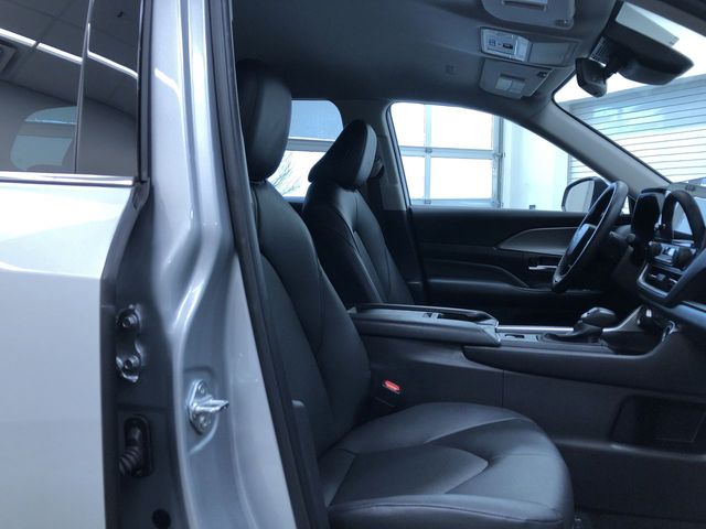 Thumbnail: 2025 Toyota Grand Highlander - 11