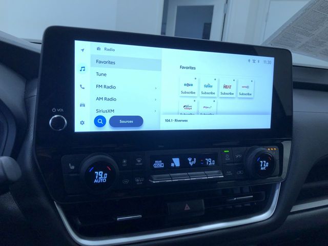 Thumbnail: 2025 Toyota Grand Highlander - 32