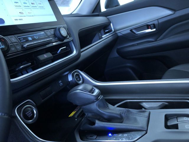 Thumbnail: 2025 Toyota Grand Highlander - 14