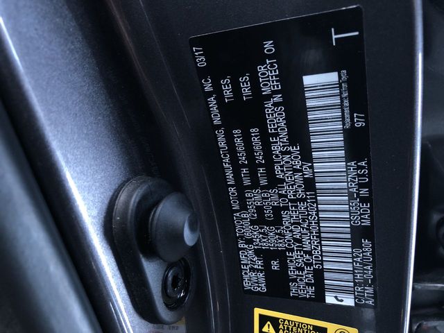 Thumbnail: 2017 Toyota Highlander - 18