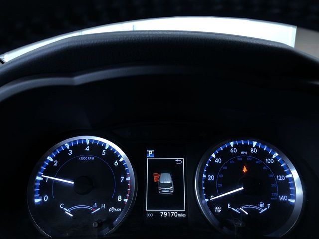 Thumbnail: 2017 Toyota Highlander - 16