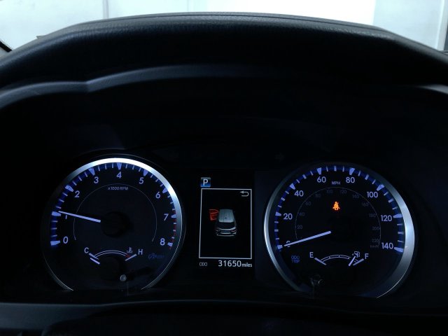 Thumbnail: 2019 Toyota Highlander - 17