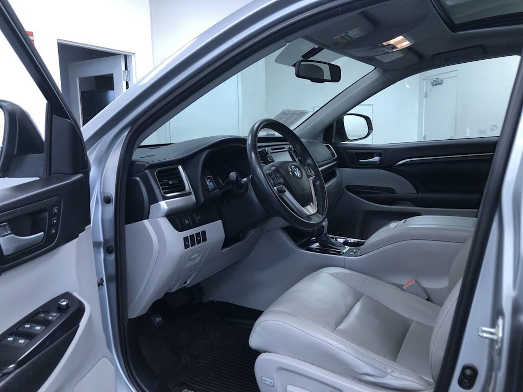 2014 Toyota Highlander Limited 2