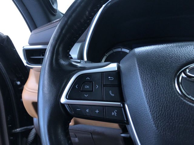 Thumbnail: 2022 Toyota Highlander - 31