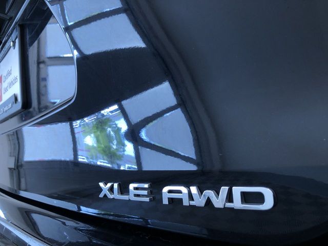 Thumbnail: 2021 Toyota Highlander - 16