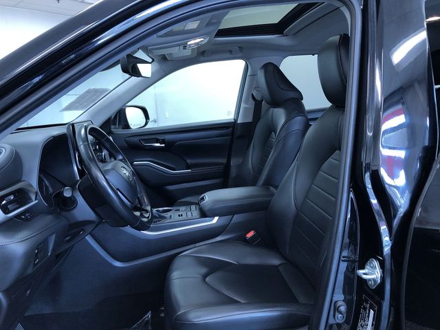Thumbnail: 2021 Toyota Highlander - 9