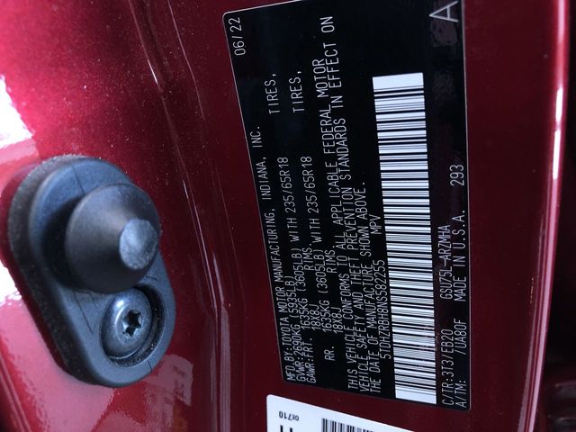 Thumbnail: 2022 Toyota Highlander - 27