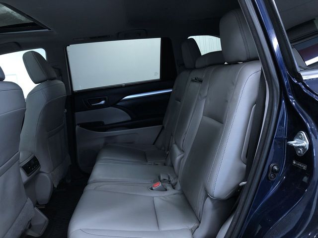 Thumbnail: 2014 Toyota Highlander - 29