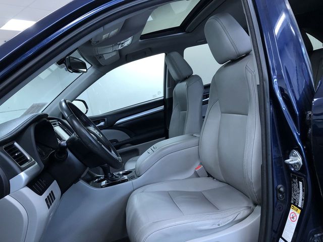Thumbnail: 2014 Toyota Highlander - 10