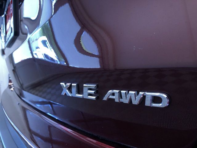 Thumbnail: 2017 Toyota Highlander - 7