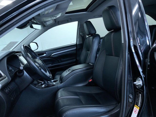 Thumbnail: 2018 Toyota Highlander - 10