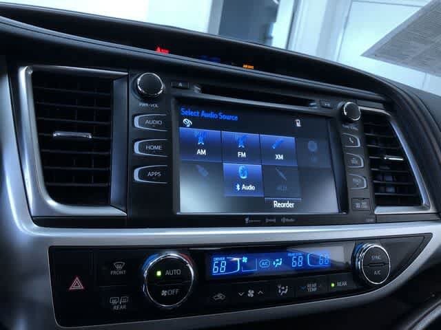 Thumbnail: 2019 Toyota Highlander - 39