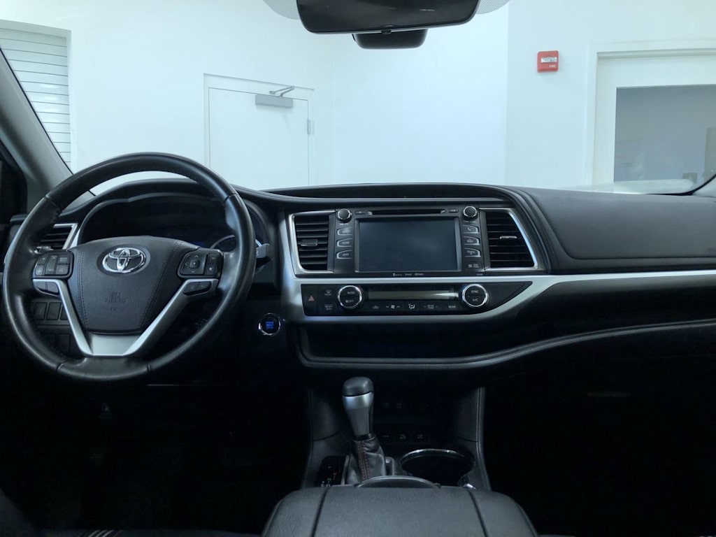 2019 Toyota Highlander SE 9