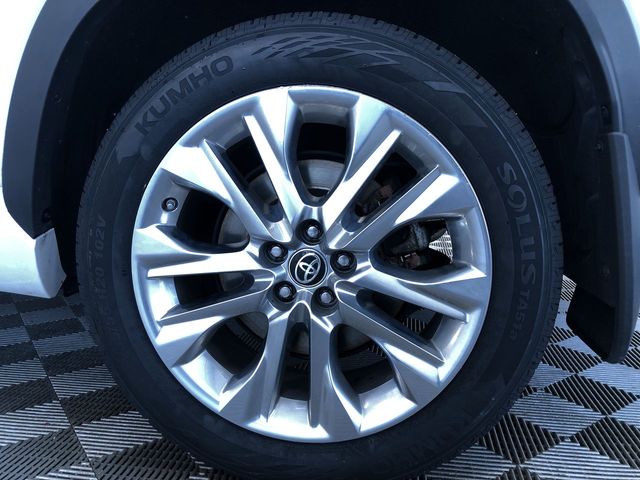 Thumbnail: 2023 Toyota Highlander - 8