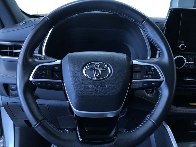 Thumbnail: 2025 Toyota Highlander - 13