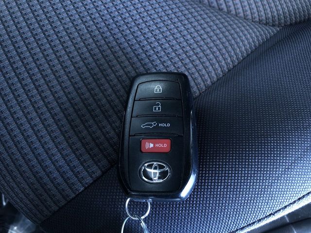 Thumbnail: 2024 Toyota Highlander - 17