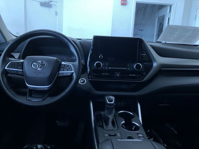 Thumbnail: 2024 Toyota Highlander - 2