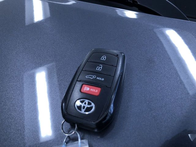 Thumbnail: 2024 Toyota Highlander - 17
