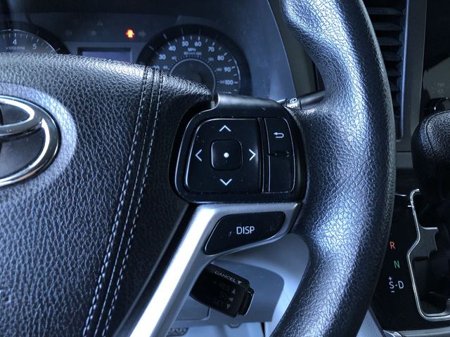 Thumbnail: 2016 Toyota Sienna - 31