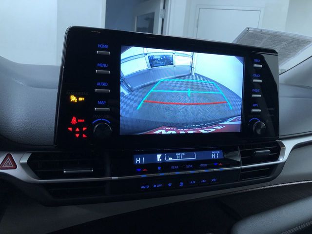 Thumbnail: 2022 Toyota Sienna - 13