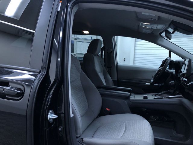 Thumbnail: 2022 Toyota Sienna - 28