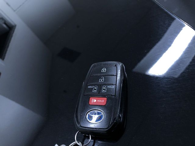 Thumbnail: 2025 Toyota Sienna - 17