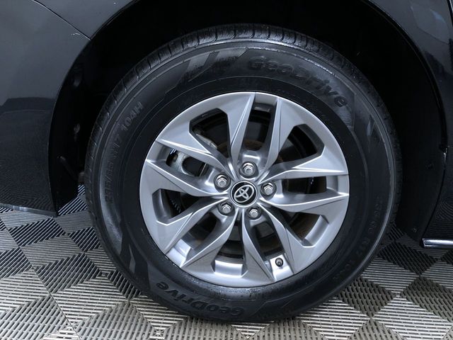 Thumbnail: 2025 Toyota Sienna - 8