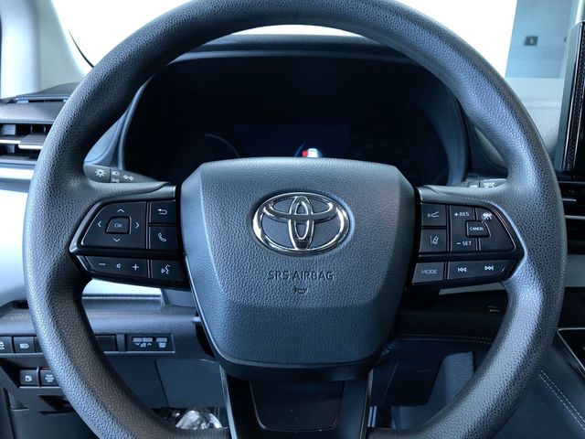 Thumbnail: 2025 Toyota Sienna - 30