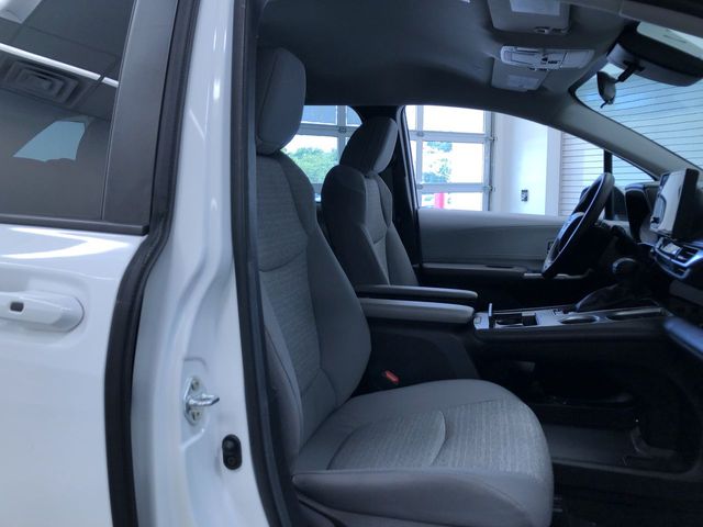 Thumbnail: 2025 Toyota Sienna - 10
