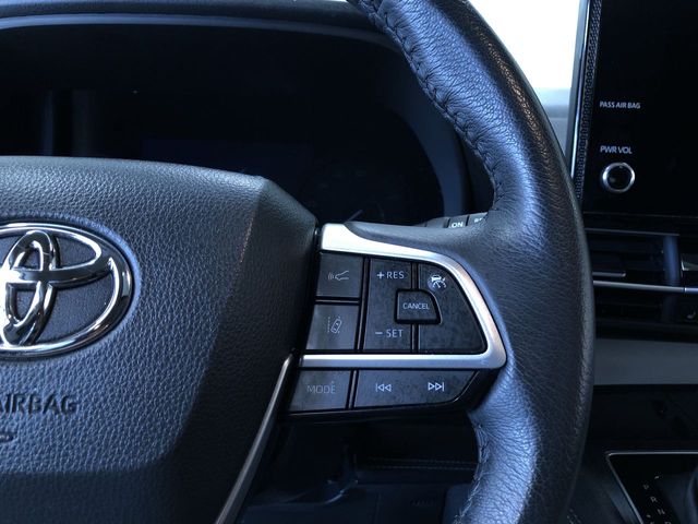 Thumbnail: 2025 Toyota Sienna - 29