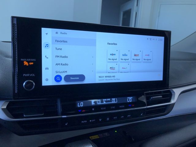 Thumbnail: 2025 Toyota Sienna - 30