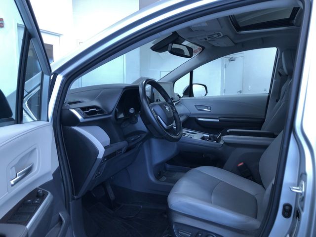 Thumbnail: 2024 Toyota Sienna - 10