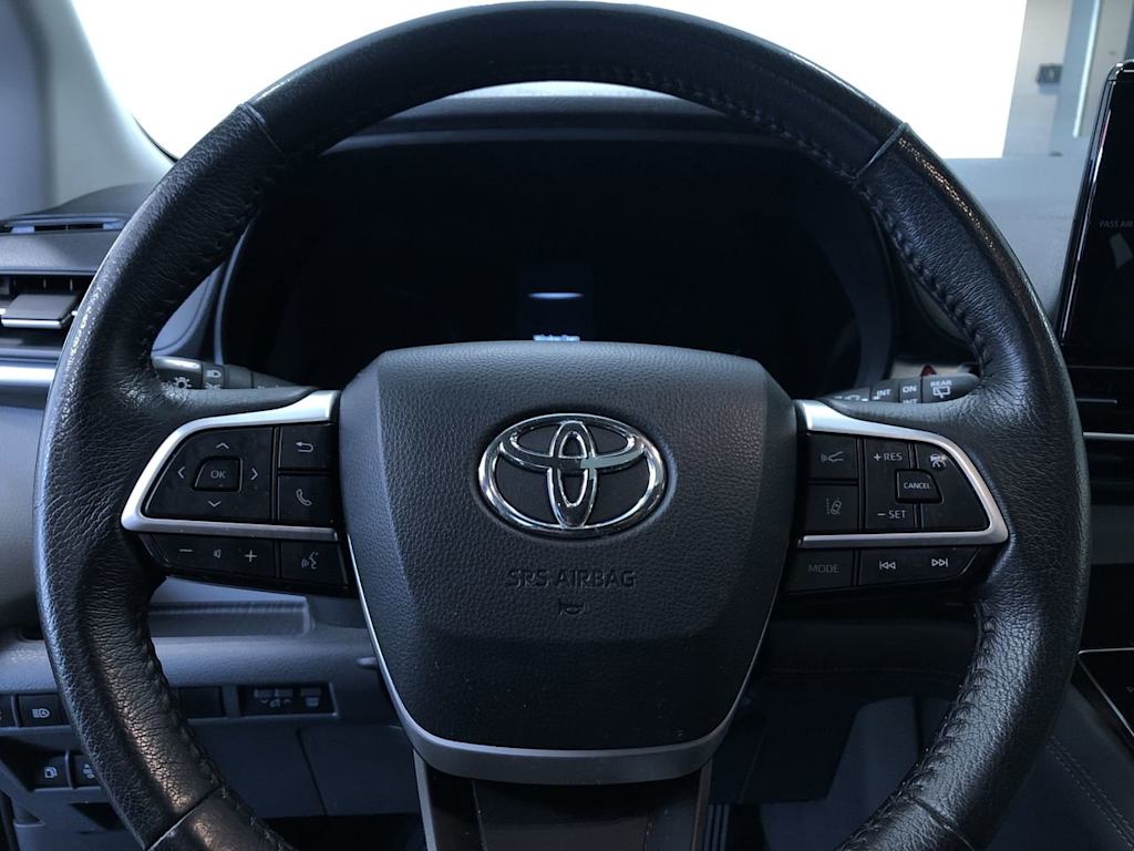 Thumbnail: 2021 Toyota Sienna - 29
