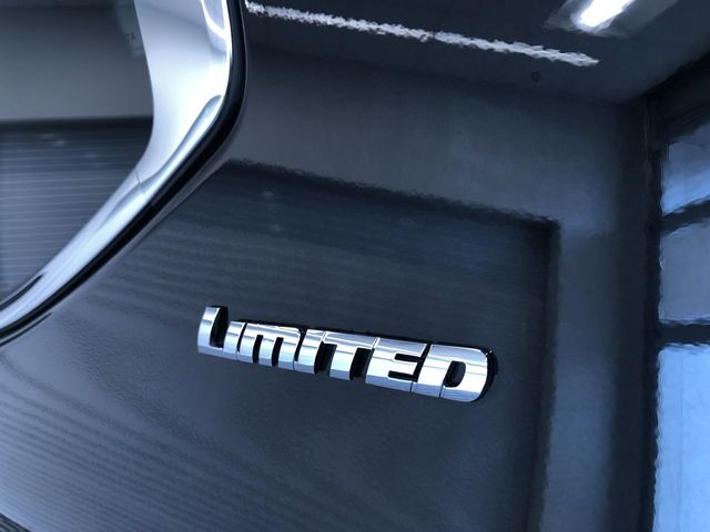 Thumbnail: 2023 Toyota Tundra - 7