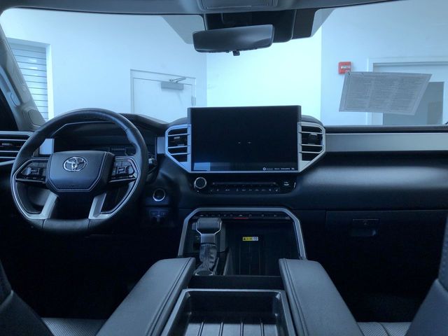 Thumbnail: 2023 Toyota Tundra - 9