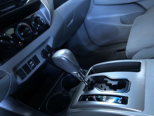 Thumbnail: 2015 Toyota Tacoma - 16
