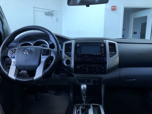 Thumbnail: 2015 Toyota Tacoma - 9