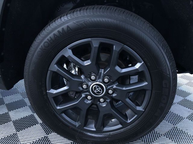 Thumbnail: 2023 Toyota Tundra - 8