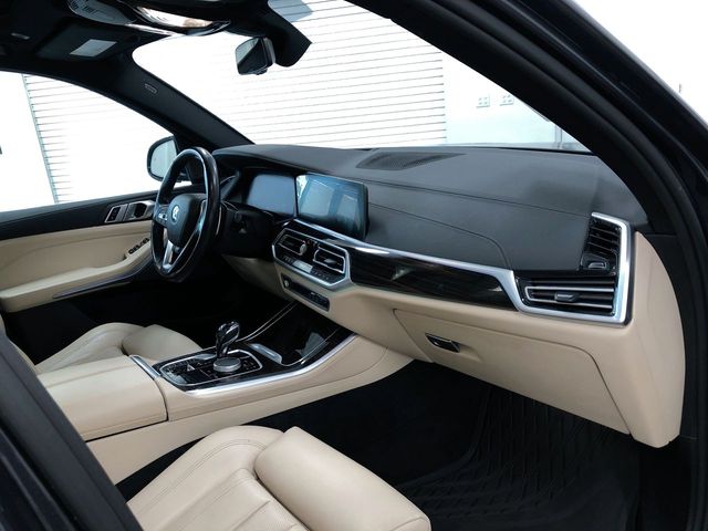 Thumbnail: 2021 BMW X5 - 13