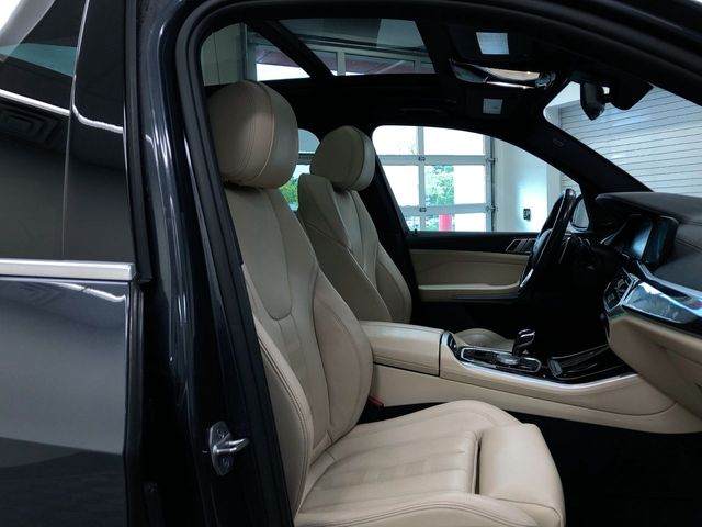 Thumbnail: 2021 BMW X5 - 11
